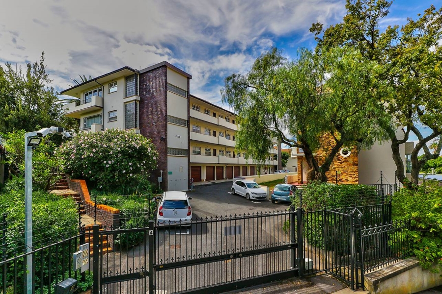 2 Bedroom Property for Sale in Tamboerskloof Western Cape